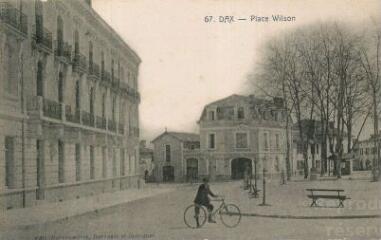 1 vue - Place Wilson
(ouvre la visionneuse)