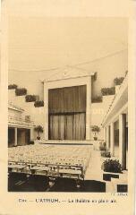 1 vue - L\'Atrium - Le théâtre en plein air (ouvre la visionneuse)
