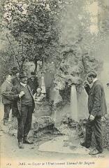 1 vue - Geyser de l\'établissement thermal des Baignots (ouvre la visionneuse)