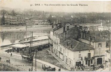 1 vue - Vue d\'ensemble vers les Grands Thermes (ouvre la visionneuse)