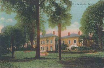 1 vue - Le jardin public (ouvre la visionneuse)