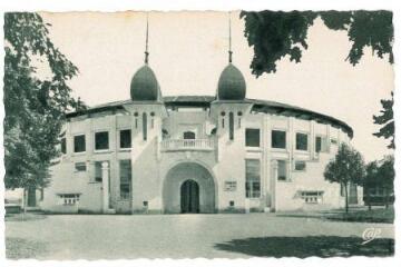 1 vue - Les Arènes, Façade (ouvre la visionneuse)